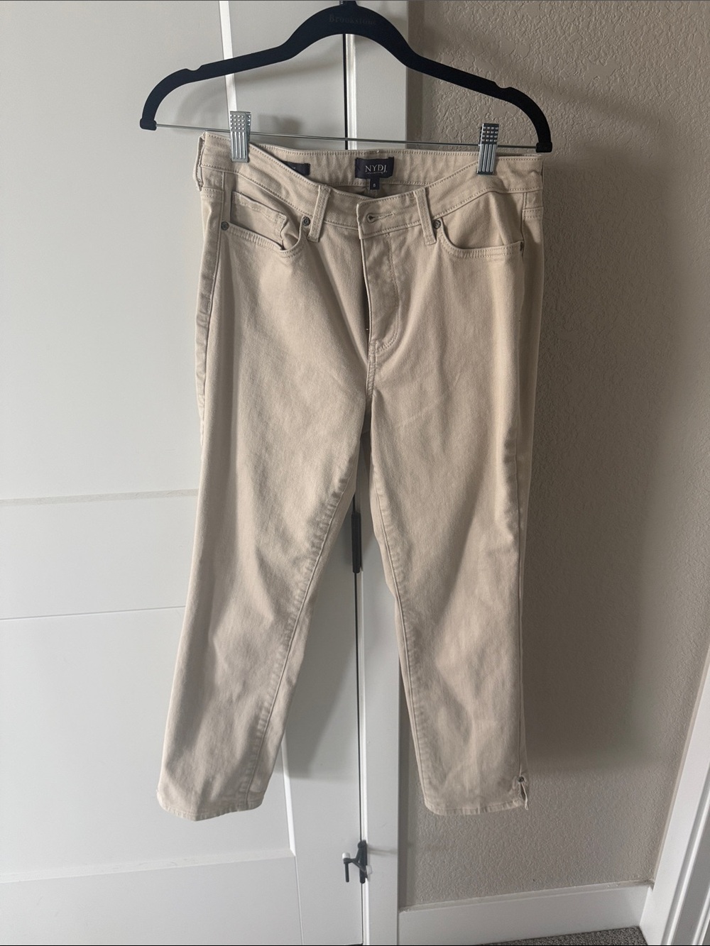 NYDJ Women's Cropped Pants in Light Beige